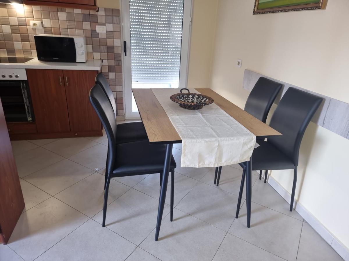 City Center Apartment 1 Sarande Exterior photo